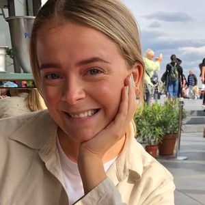 Meet your Posher, Anna